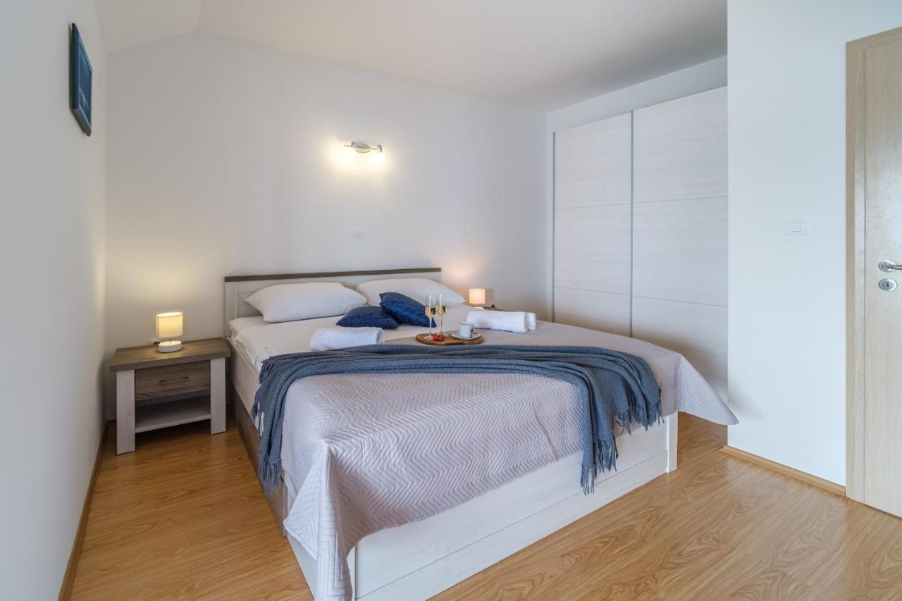 Rooms Plaza Divuje Мурвица Екстериор снимка